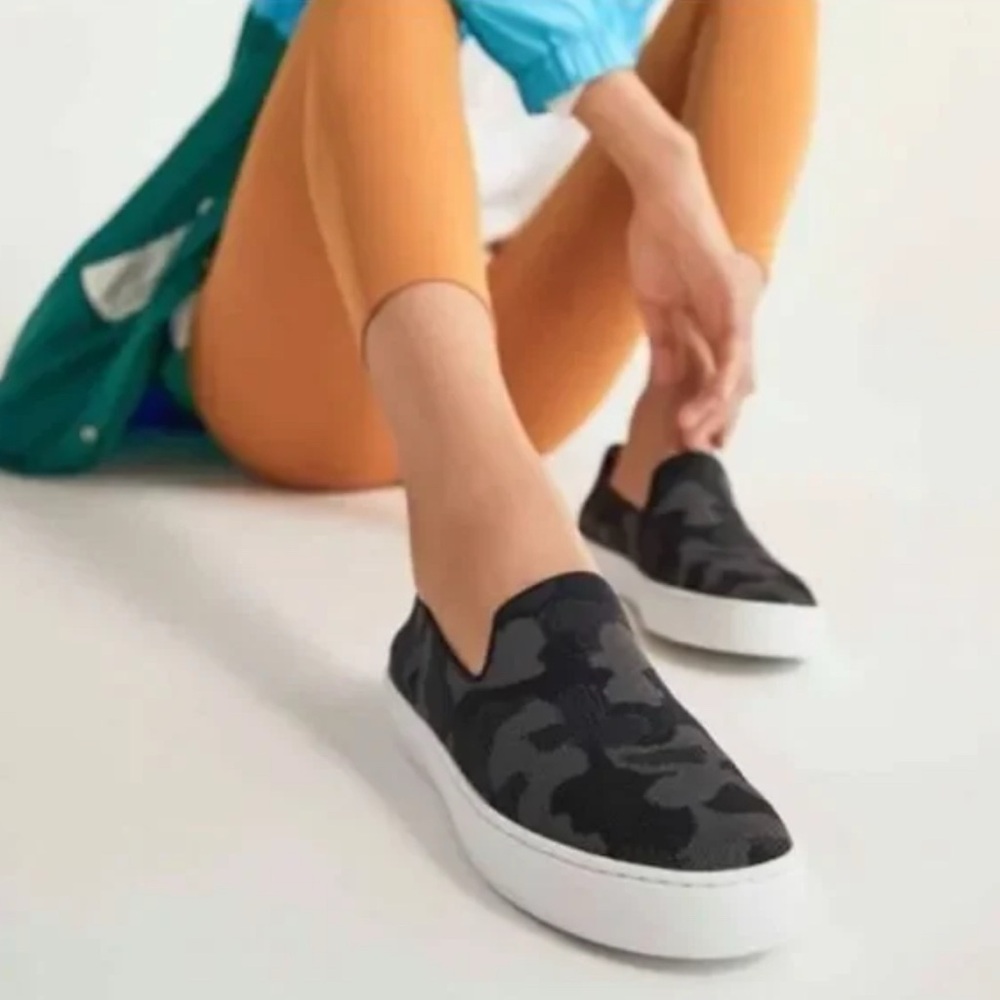 Rothy’s the original slip on sneaker in grey camo